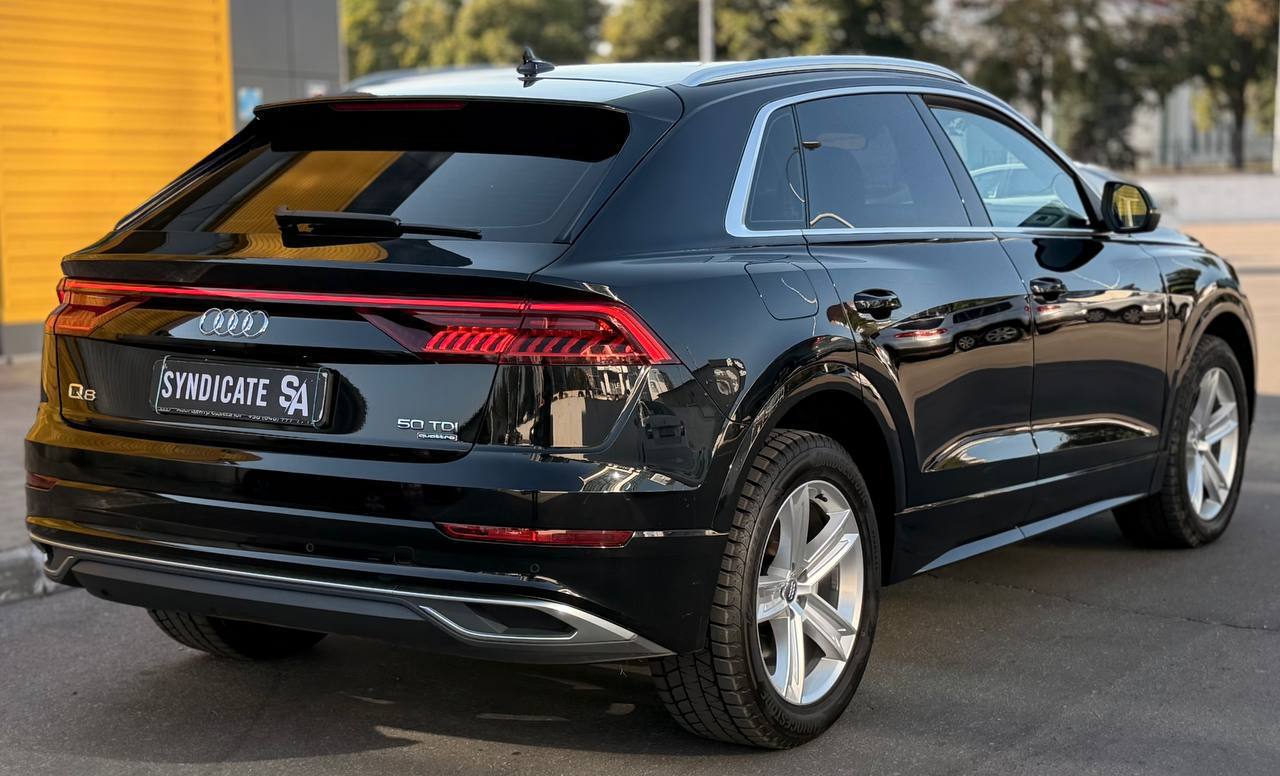 Продам великолепное авто - Audi  Q8 - 2021